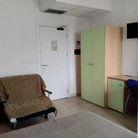 Residence Hotel Claudia Aparthotel 3*