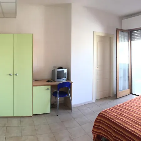 Claudia Apartmanhotel Alba Adriatica